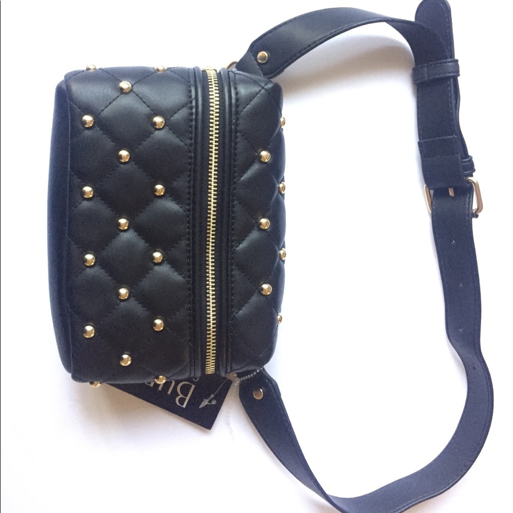 Black belt fanny  pack